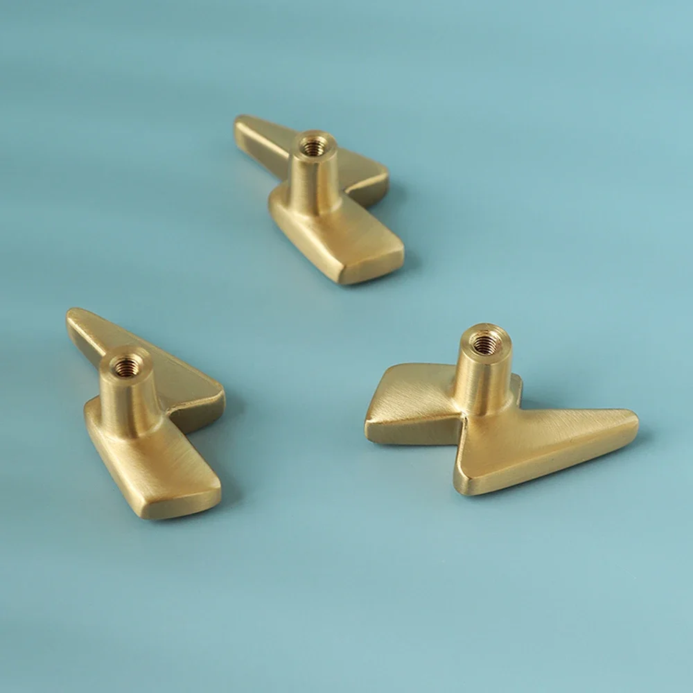 Lightning Design Brass Cabinet - огляд і ціна Unique Furniture Hardware Pulls